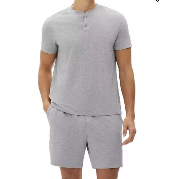 GAP Mens Pajamas Small Gray 2-Piece Set Henley Shirt Pull On Shorts PJs Lounge - Picture 1 of 5